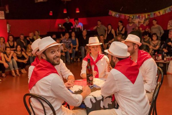Coreografia della scuola M&M's salsa di rueda de casino