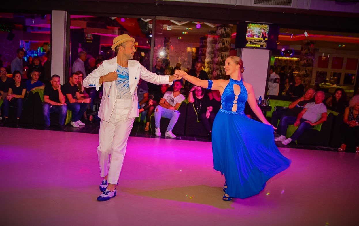 Bachata base e Intermedio a Padova: nuovi corsi a Dicembre.